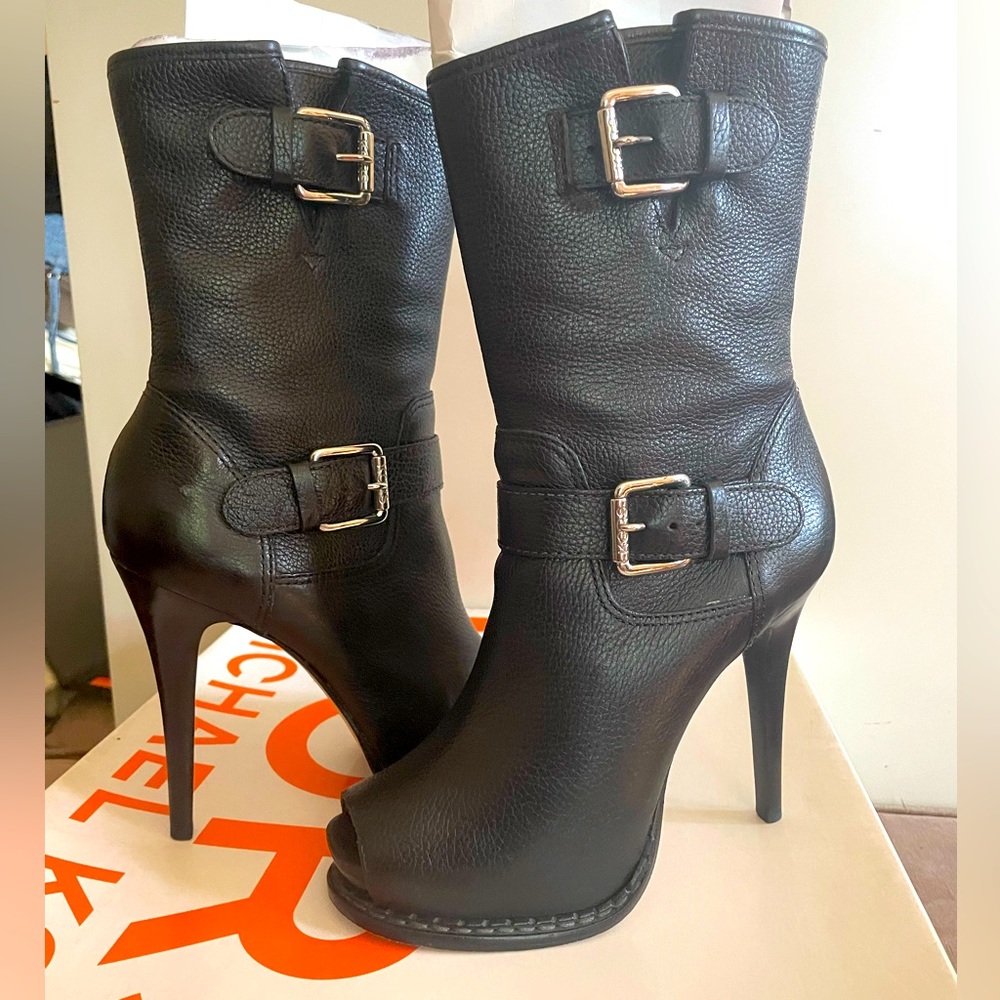 Michael KORS IONA Booties, Leather Upper, Leather Sole, 4 in heel, like NEW Sz 7